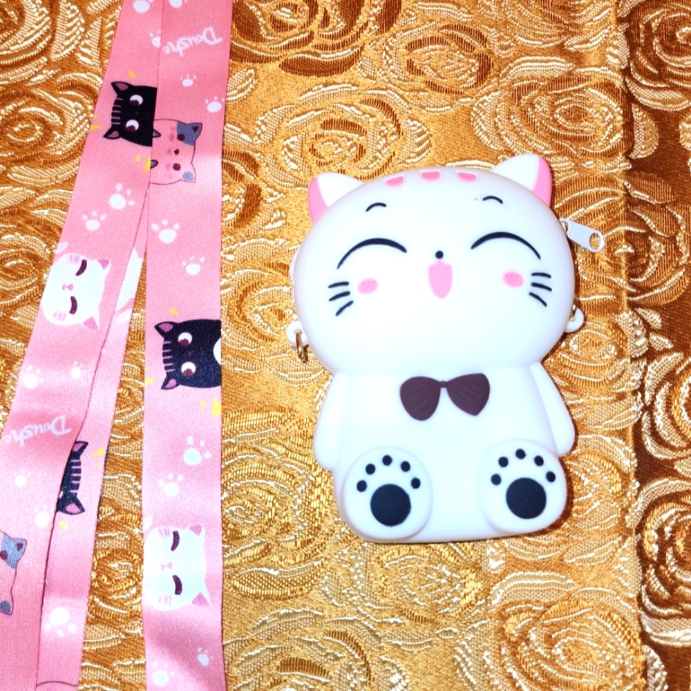 Adorable purse for a  young lady !